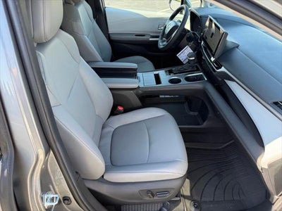 2026 Toyota Sienna XLE 7 Passenger