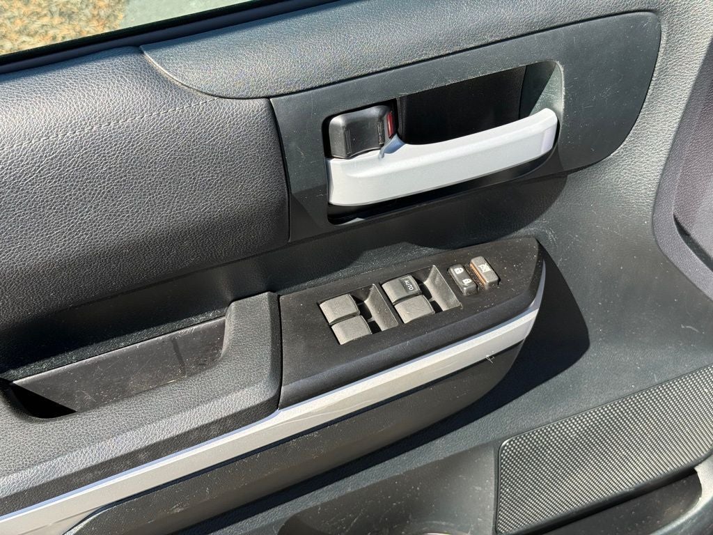 2017 Toyota Tundra SR5 4.6L V8