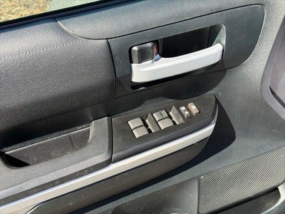 2017 Toyota Tundra SR5 4.6L V8