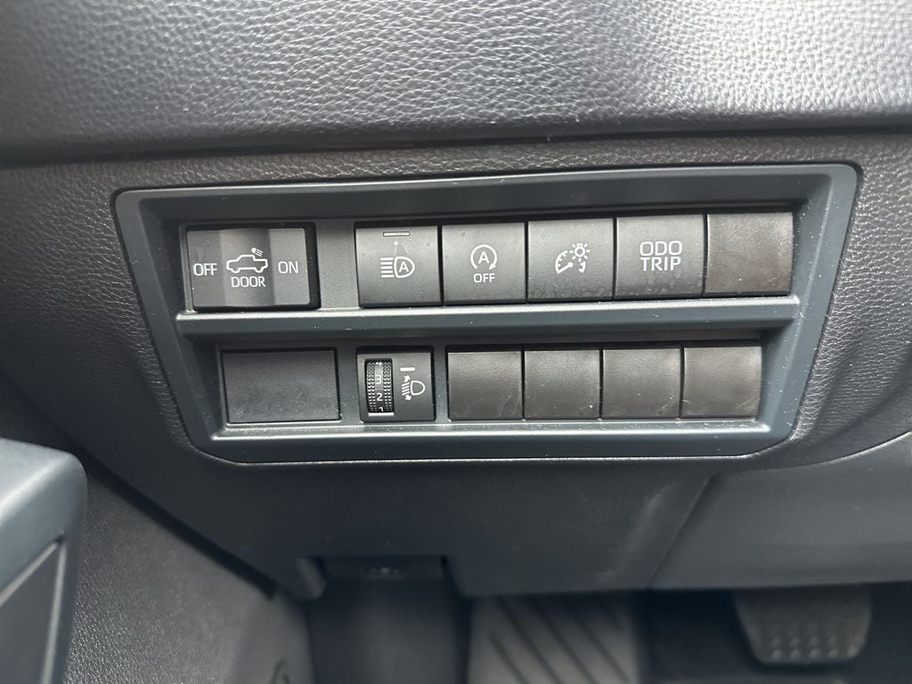 2025 Toyota Tundra SR