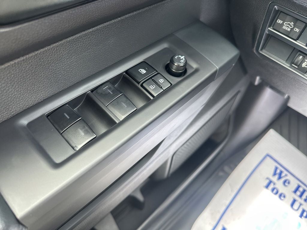 2025 Toyota Tundra SR