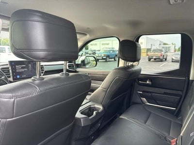 2022 Toyota Tundra SR5