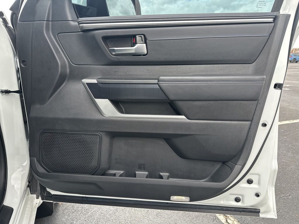 2025 Toyota Tundra Hybrid Platinum