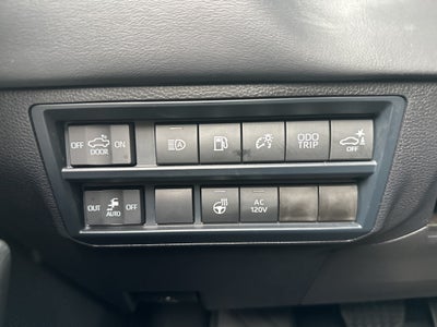 2025 Toyota Tundra Hybrid Platinum