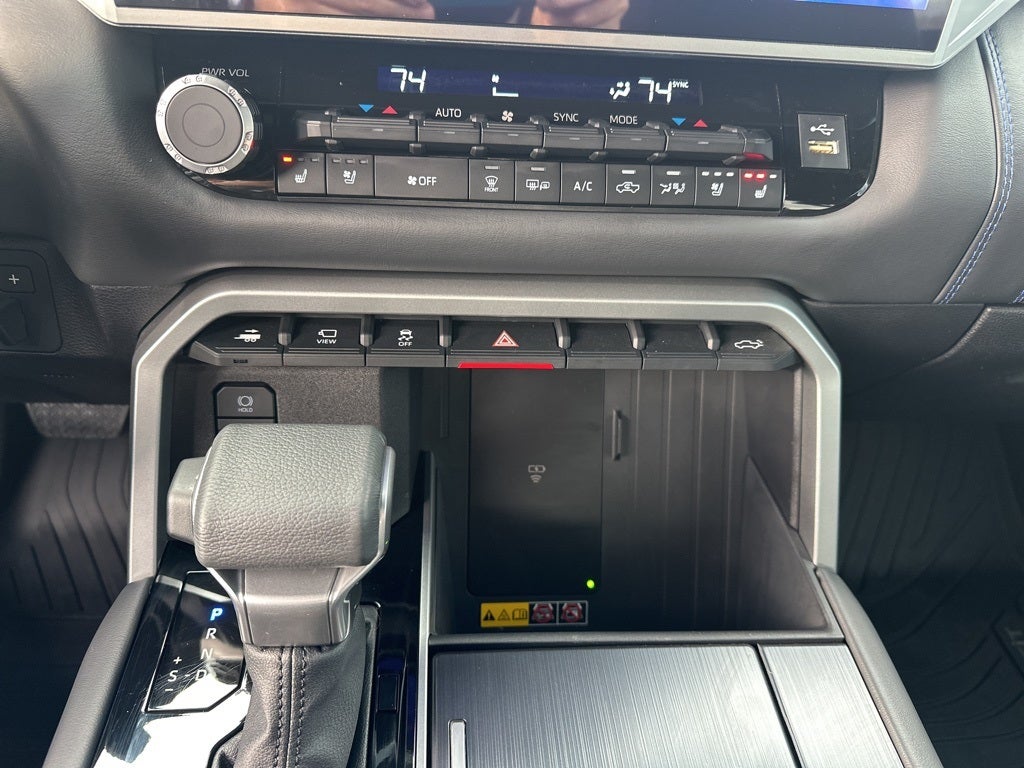 2025 Toyota Tundra Hybrid Platinum