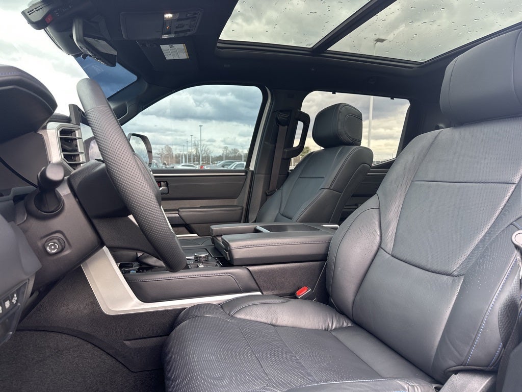 2025 Toyota Tundra Hybrid Platinum