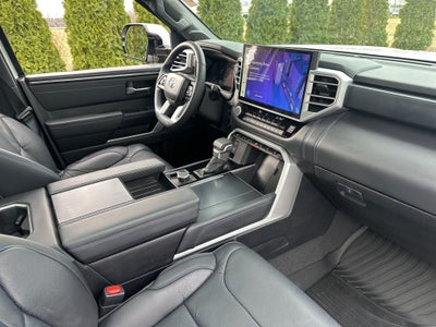 2025 Toyota Tundra Hybrid Platinum