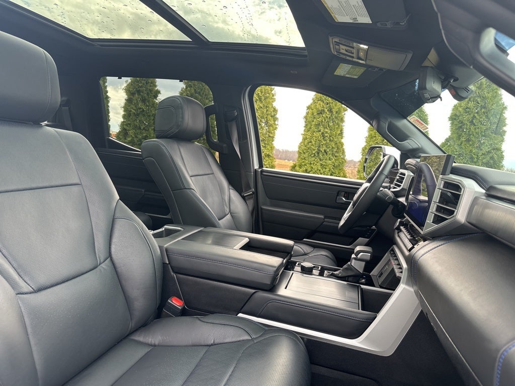 2025 Toyota Tundra Hybrid Platinum