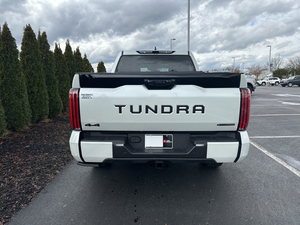 2025 Toyota Tundra Hybrid Platinum