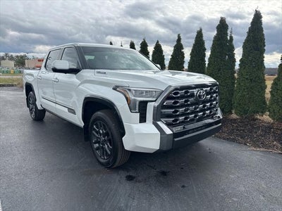 2025 Toyota Tundra Hybrid Platinum