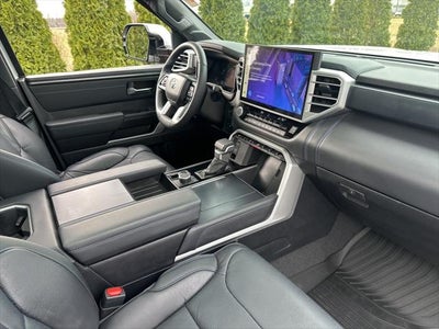 2025 Toyota Tundra Hybrid Platinum