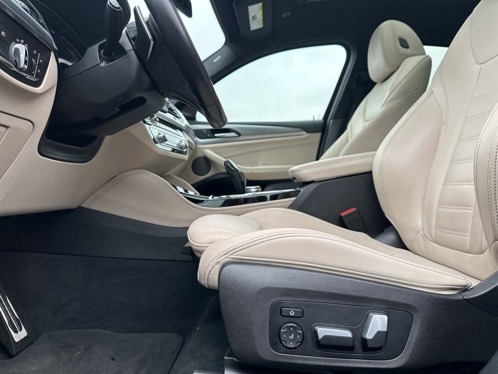 2021 BMW X4 xDrive30i