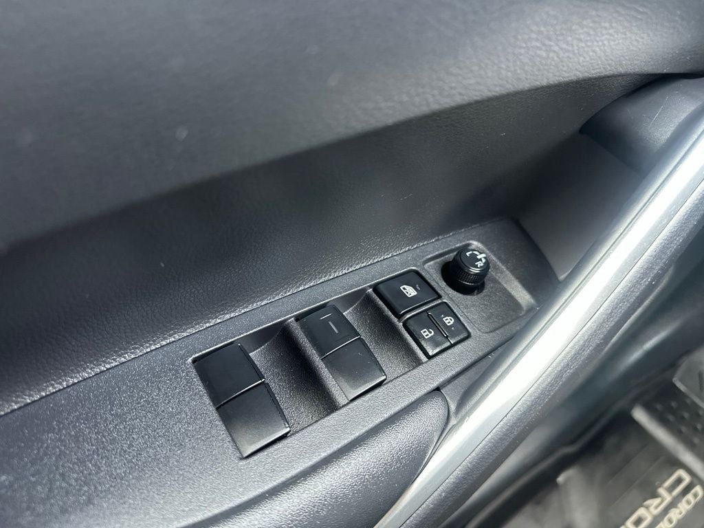 2023 Toyota Corolla Cross Hybrid SE