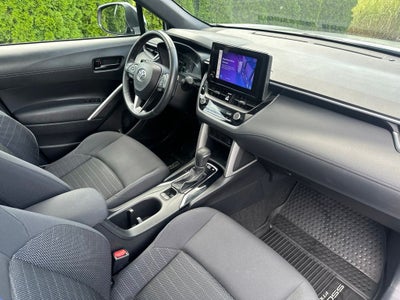 2023 Toyota Corolla Cross Hybrid SE