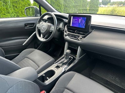 2023 Toyota Corolla Cross Hybrid SE