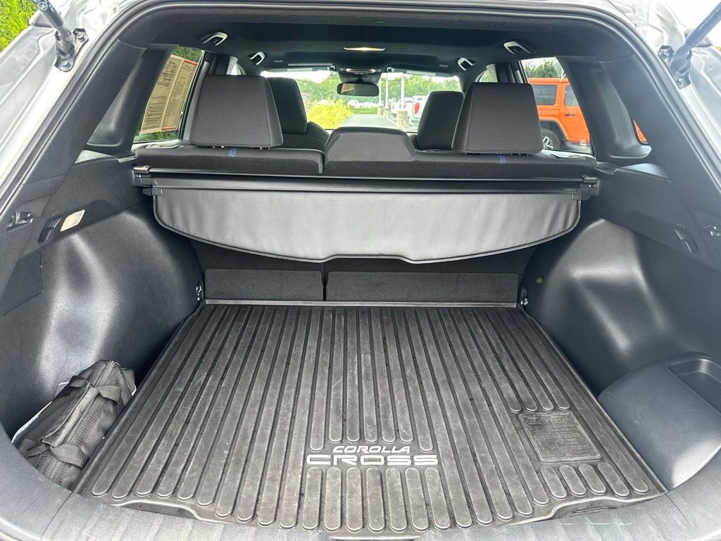 2023 Toyota Corolla Cross Hybrid SE