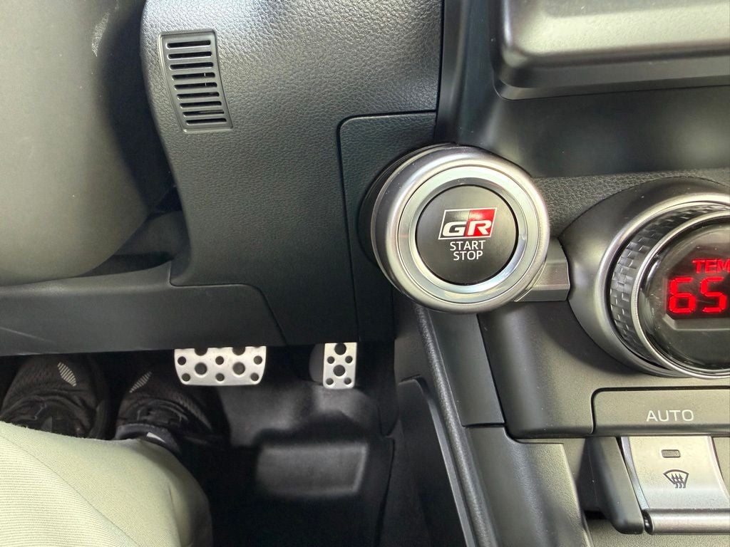 2025 Toyota GR86 Premium