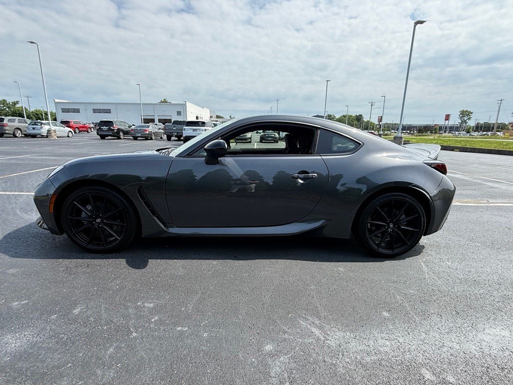 2025 Toyota GR86 Premium