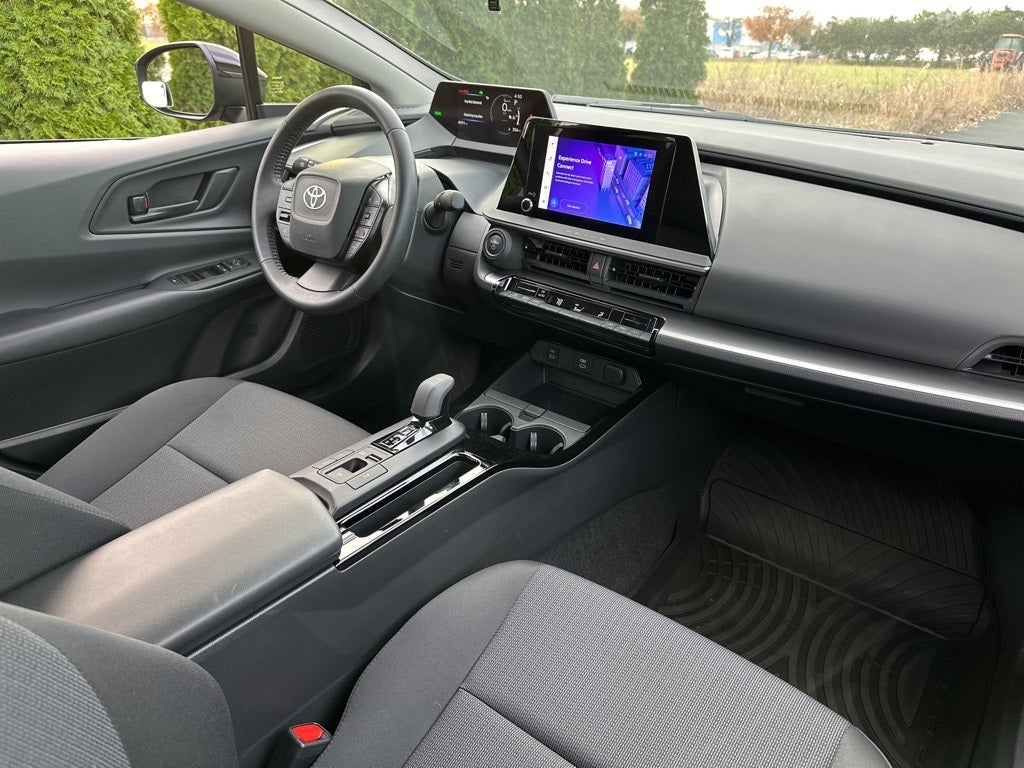 2024 Toyota Prius LE