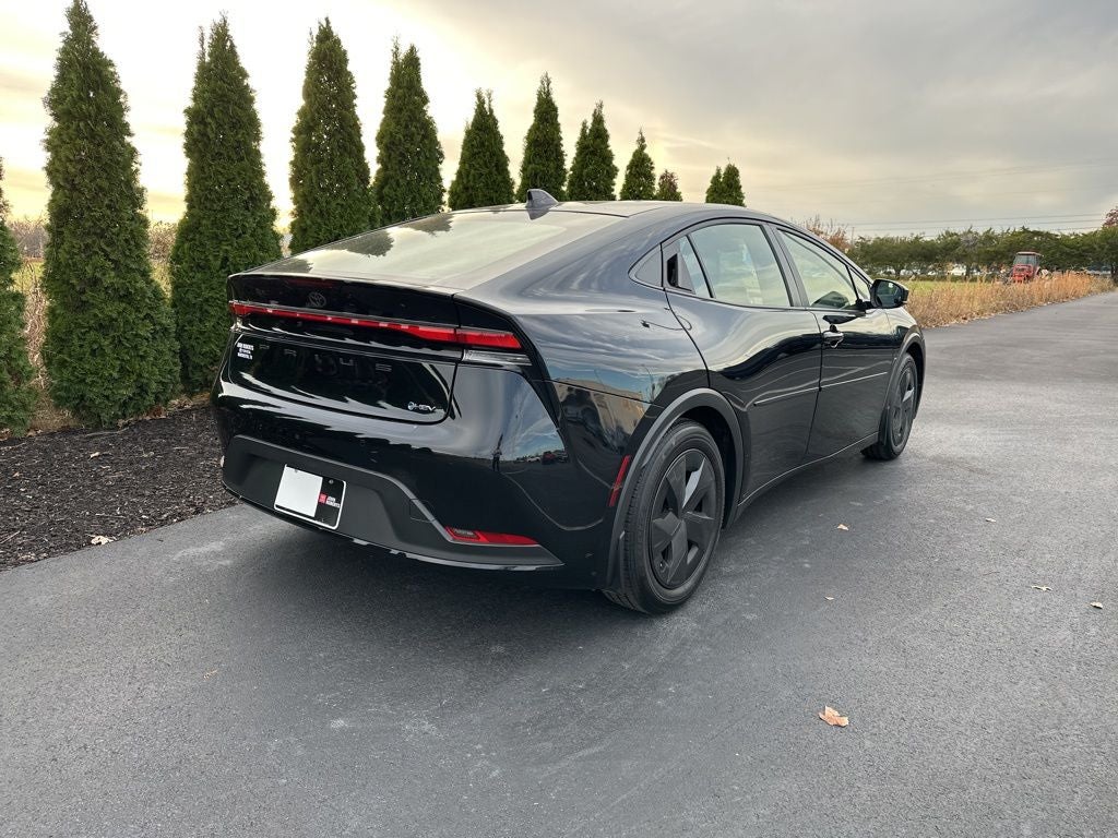 2024 Toyota Prius LE