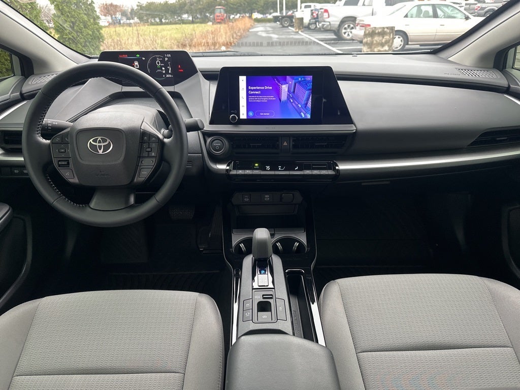 2025 Toyota Prius LE