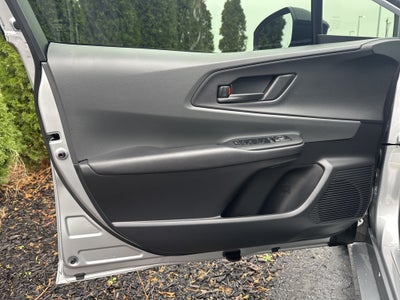 2025 Toyota Prius LE