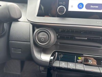 2025 Toyota Prius LE