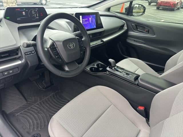 2025 Toyota Prius LE