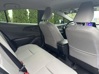 2025 Toyota Prius LE