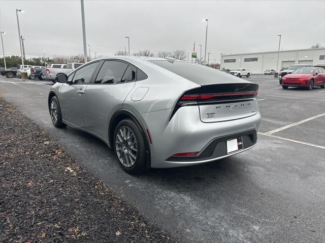 2025 Toyota Prius LE