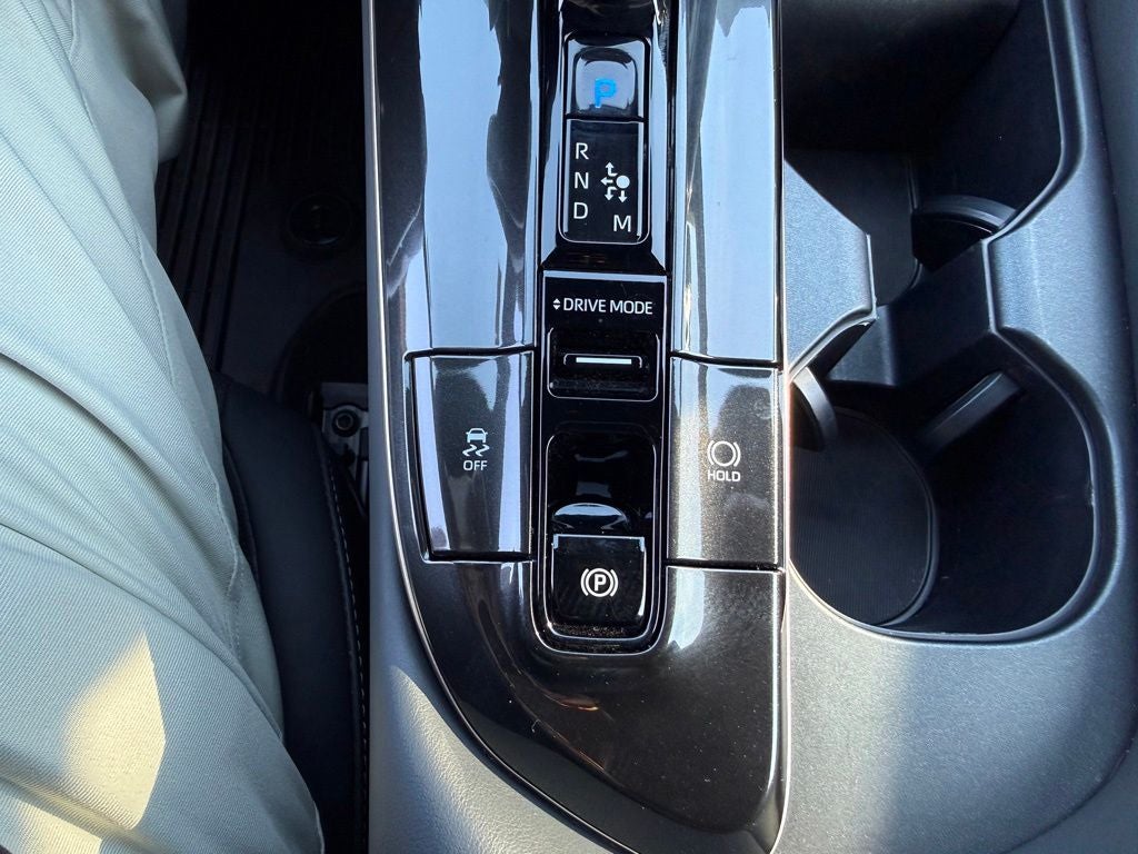 2024 Toyota Crown Platinum
