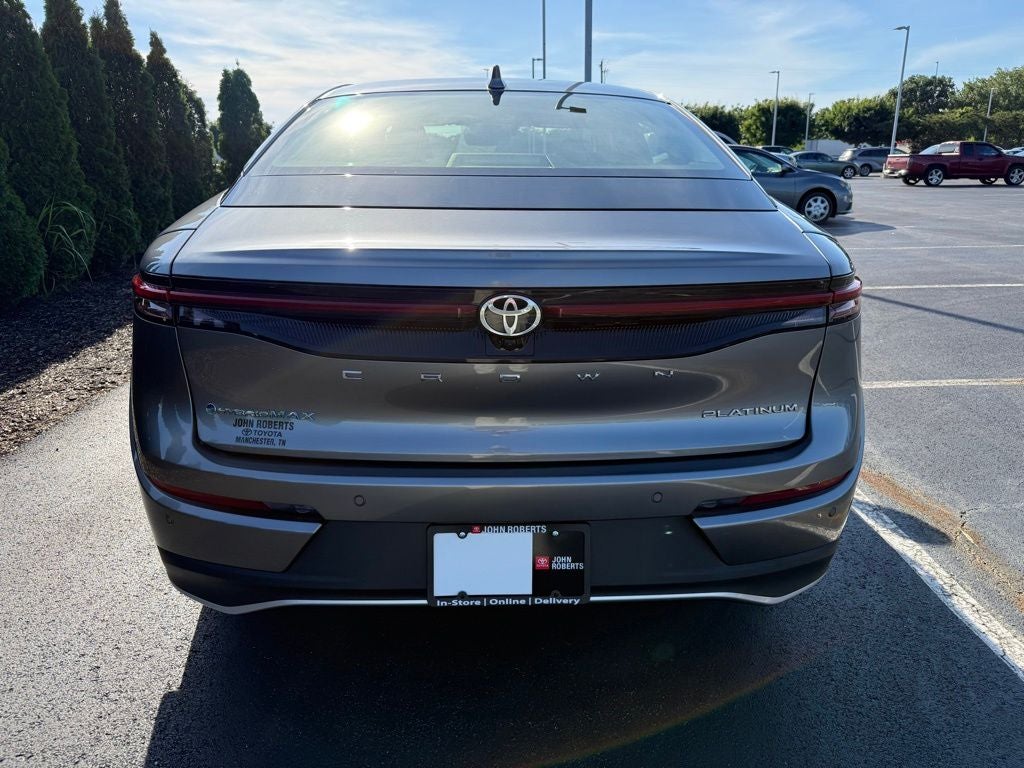 2024 Toyota Crown Platinum