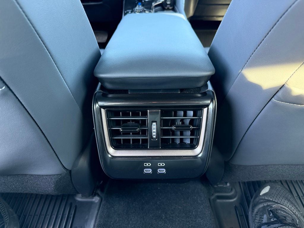 2024 Toyota Crown Platinum