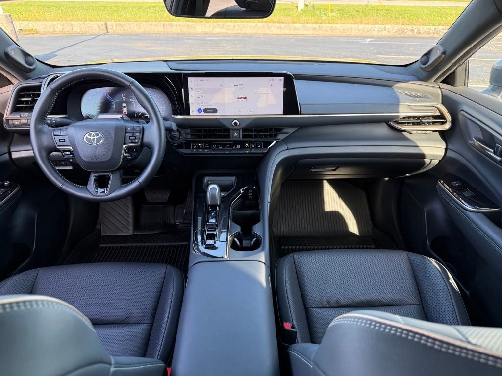 2024 Toyota Crown Platinum