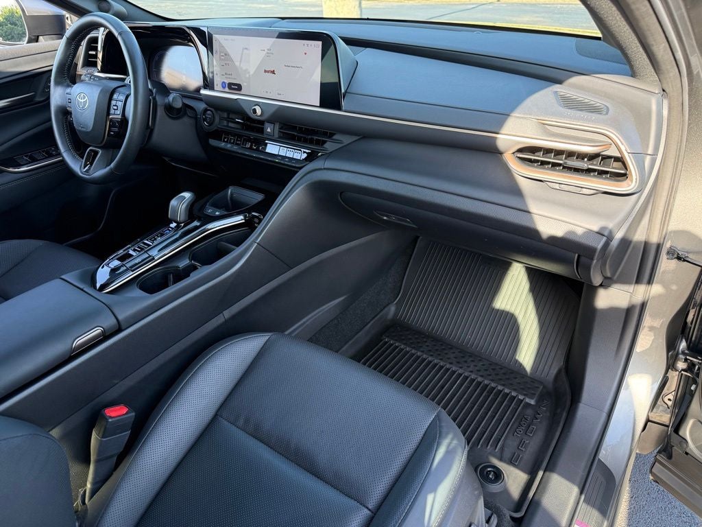 2024 Toyota Crown Platinum