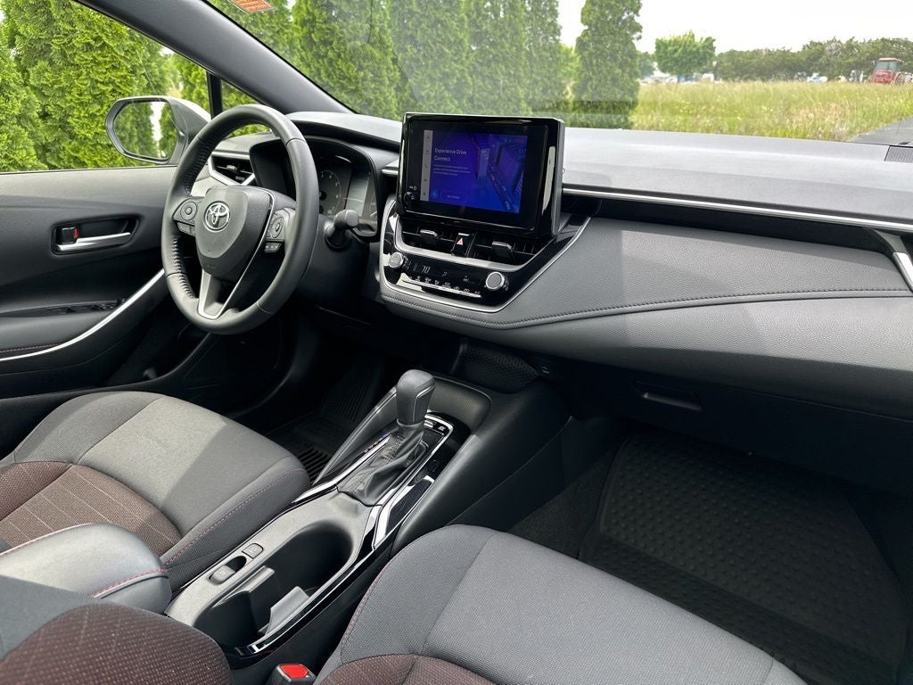 2025 Toyota Corolla Hybrid SE
