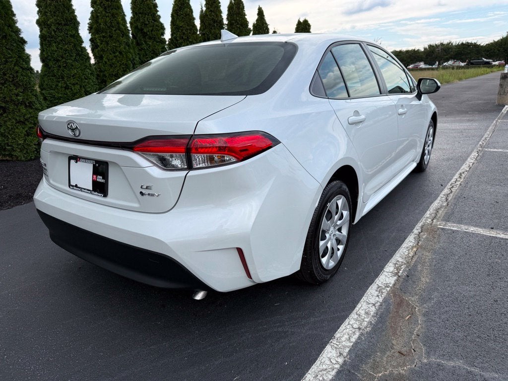 2026 Toyota Corolla Hybrid LE