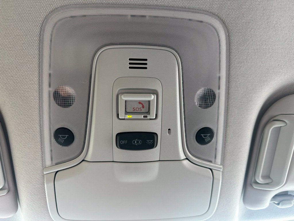 2021 Toyota Prius L