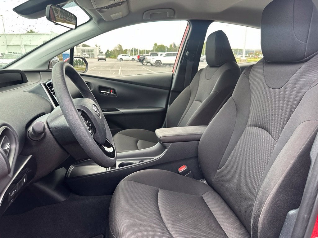 2021 Toyota Prius L