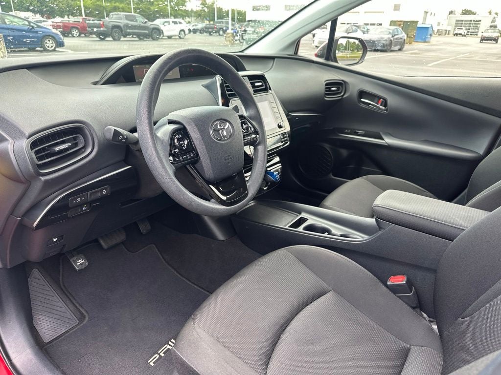 2021 Toyota Prius L