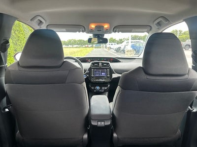 2021 Toyota Prius L