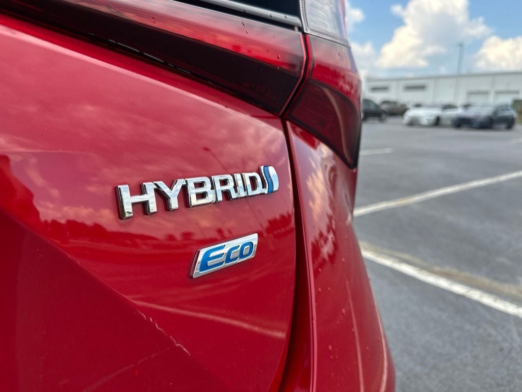 2021 Toyota Prius L