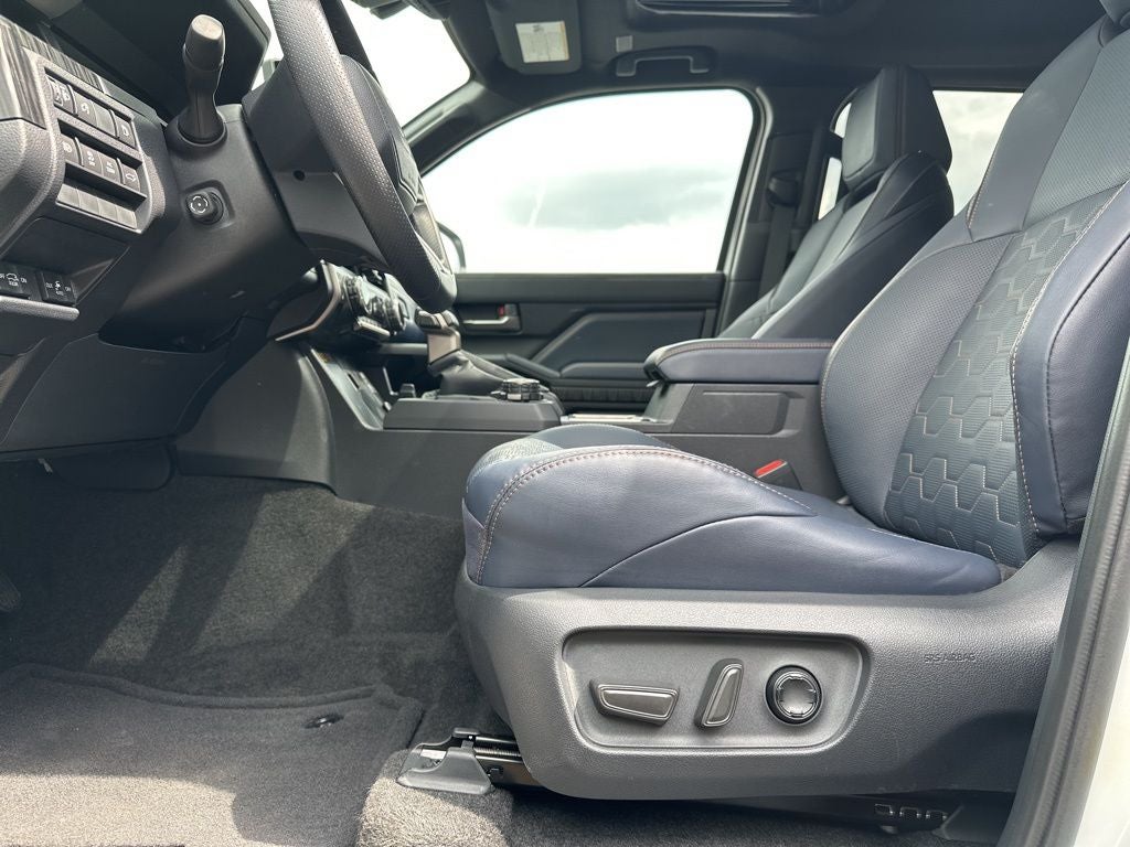 2025 Toyota 4Runner i-FORCE MAX Hybrid Platinum