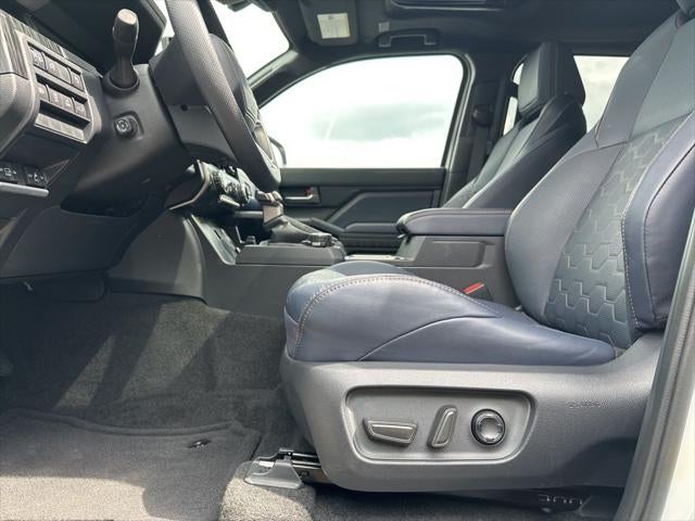 2025 Toyota 4Runner i-FORCE MAX Hybrid Platinum