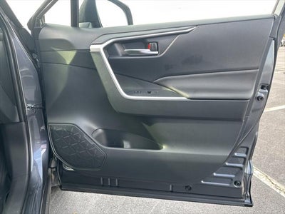 2025 Toyota RAV4 Plug-In Hybrid SE