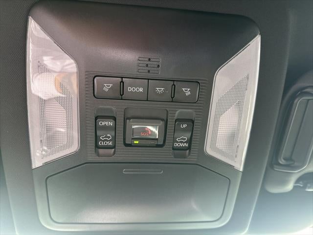 2025 Toyota RAV4 Plug-In Hybrid SE