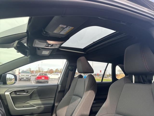 2025 Toyota RAV4 Plug-In Hybrid SE