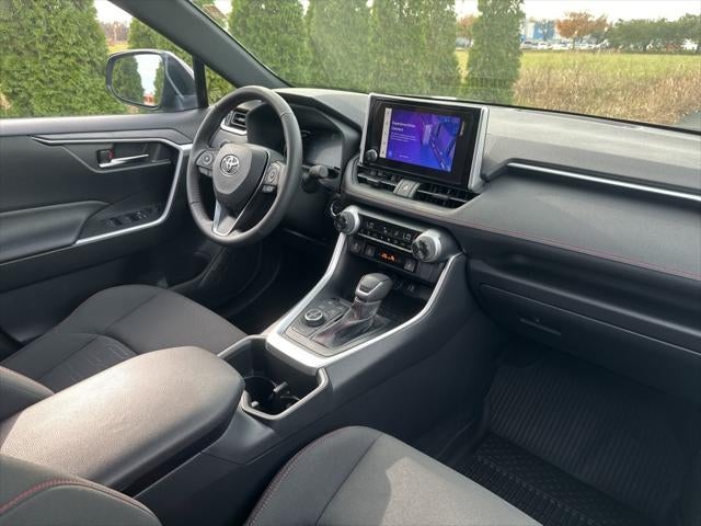 2025 Toyota RAV4 Plug-In Hybrid SE