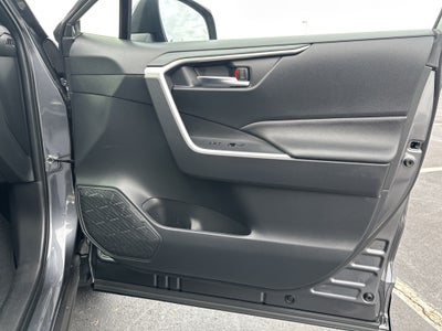 2025 Toyota RAV4 Plug-In Hybrid SE