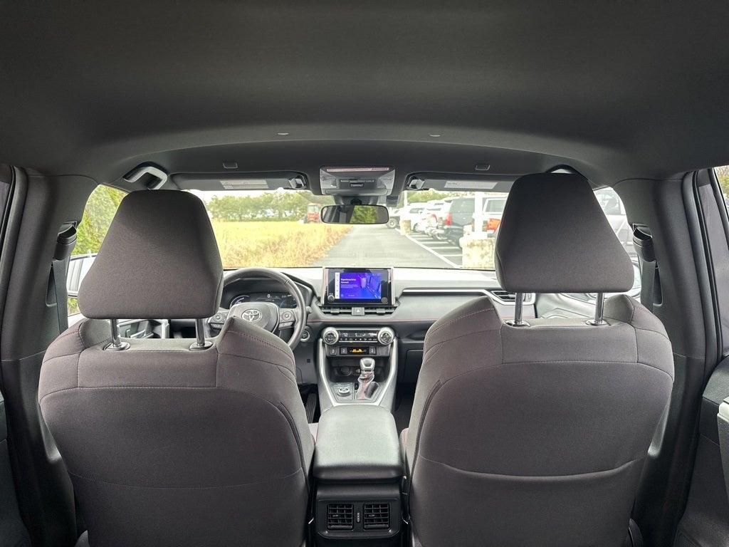 2025 Toyota RAV4 Plug-In Hybrid SE